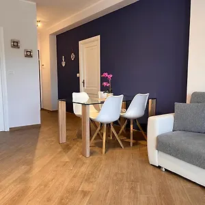  Appartamento Charming Apartments, Steps From The